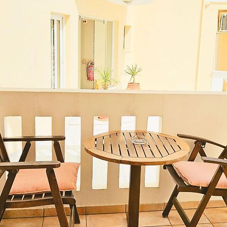 Kalimera Hotel Ajía Marína Kültér fotó