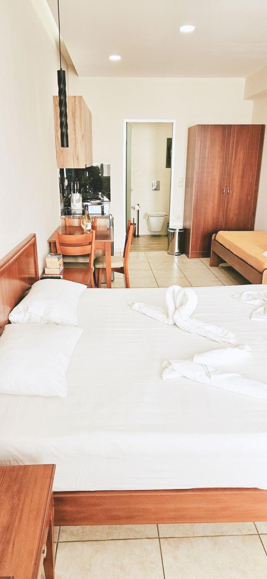 Kalimera Hotel Ajía Marína Kültér fotó